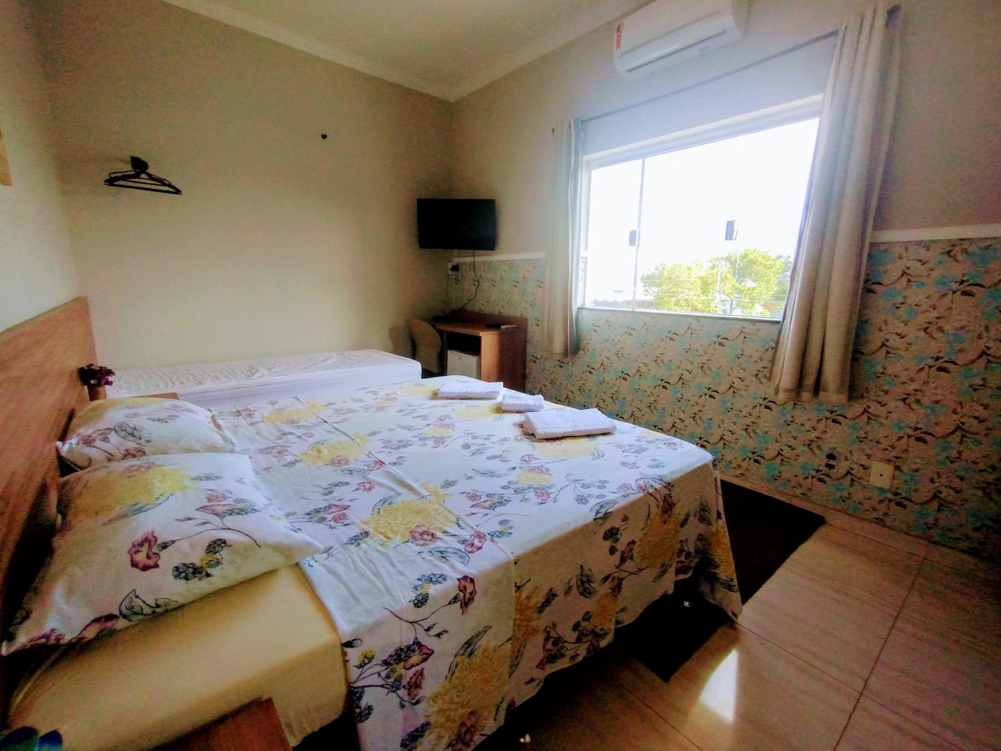 Pouso Oliveira Suites São João Batista do Glória Eksteriør billede